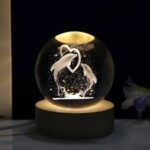 گوی کریستالی سه بعدی طرح دلفین و قلب