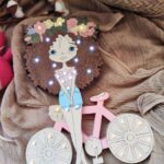 alt=چراغ خواب دختر دوچرخه سوار فانتری