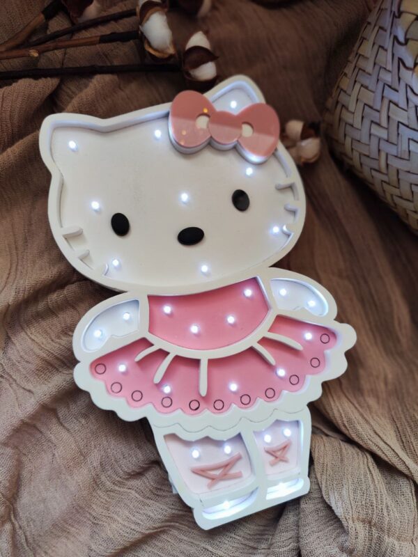 چراغ خواب چوبی کیتی