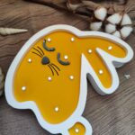 چراغ خواب چوبی خرگوش زرد