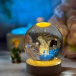 alt=گوی کریستالی سه بعدی طرح شازده کوچولو